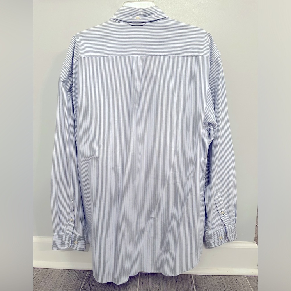 Men’s Tommy Hilfiger button down long sleeve shirt - Picture 2 of 5